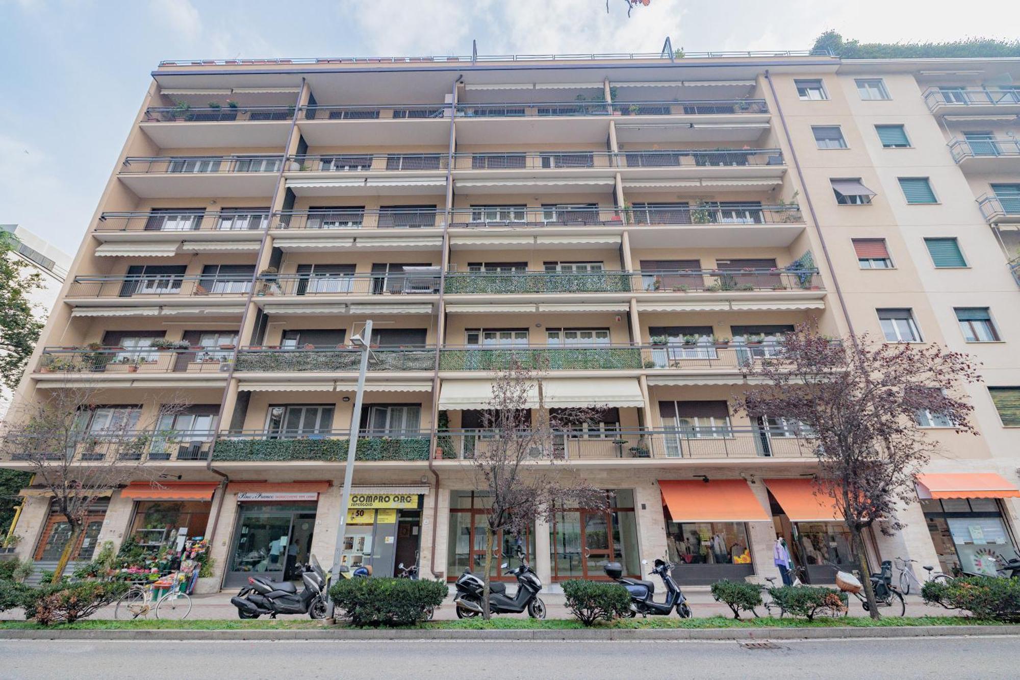 La Casa Di Alessia Nel Centro Di Como - Alessiatravelling エクステリア 写真