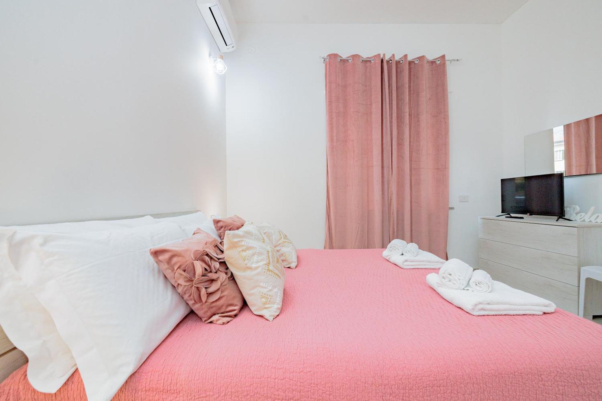 La Casa Di Alessia Nel Centro Di Como - Alessiatravelling エクステリア 写真